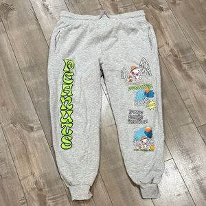 Peanuts Light Gray Joggers with Green Graphics